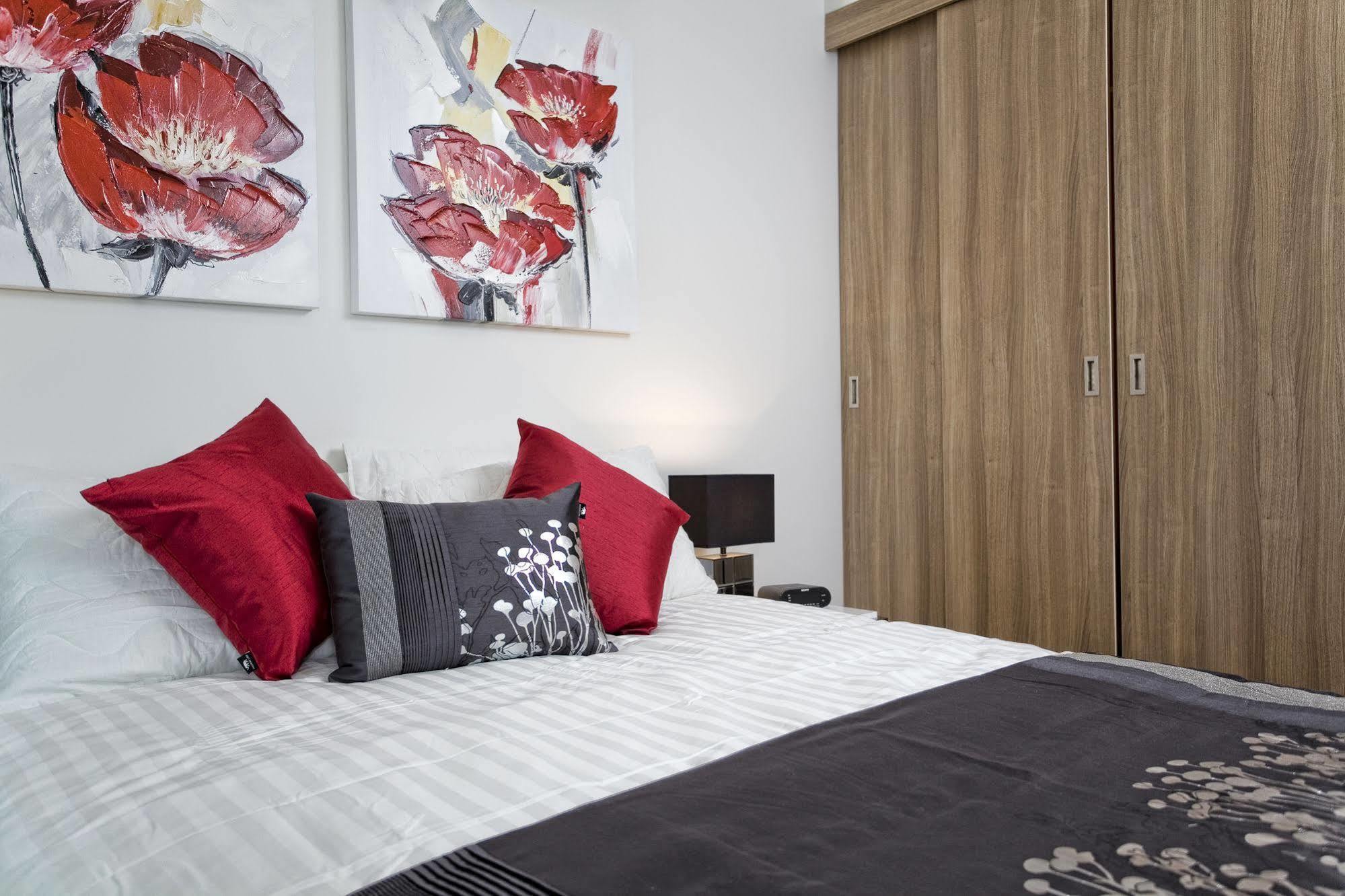 Quattro On Astor Apartments Brisbane By Restt Exterior photo