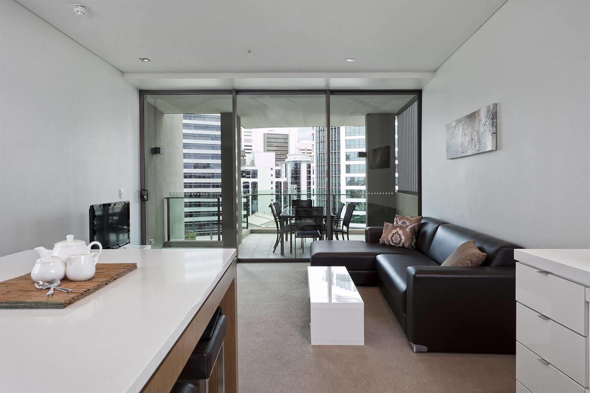 Quattro On Astor Apartments Brisbane By Restt Exterior photo