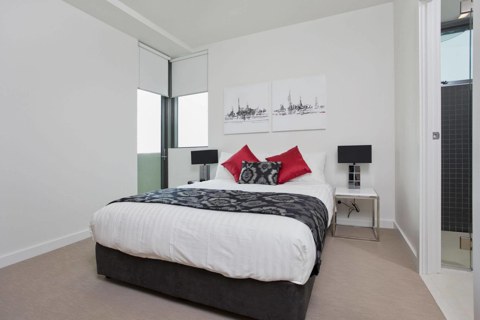 Quattro On Astor Apartments Brisbane By Restt Exterior photo