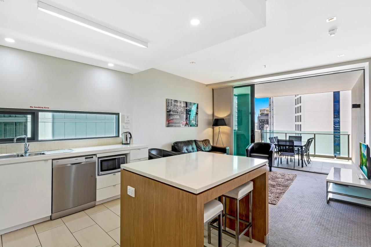 Quattro On Astor Apartments Brisbane By Restt Exterior photo