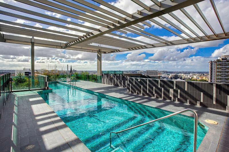 Quattro On Astor Apartments Brisbane By Restt Exterior photo