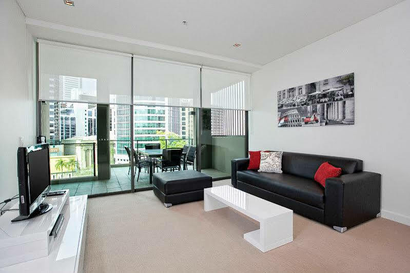 Quattro On Astor Apartments Brisbane By Restt Exterior photo